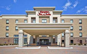 Hampton Inn & Suites Detroit/Warren